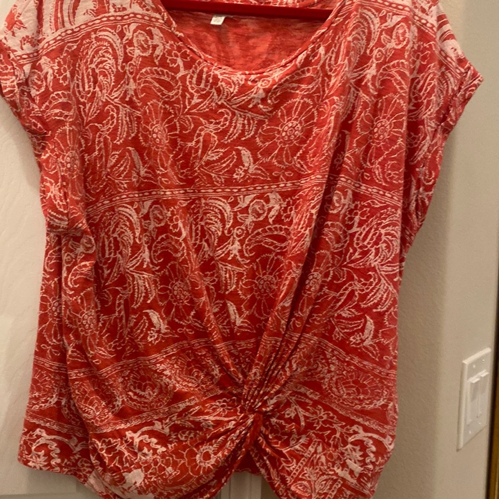 Lucky Brand Twist Front Tee